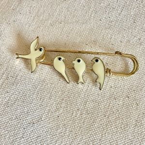Vintage sparrow stick pin!